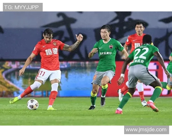 中超激战深圳队迎战恒大队球迷期待精彩对决与胜利时刻